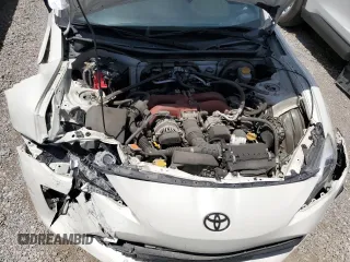 2018 Toyota 86 GT с VIN JF1ZNAE1XJ9700563, выставлен на аукционе Copart как лот 56340975 с пробегом 59 482 миль миль и Списание • Salvage title. История ставок и продаж доступна на DreamBid. Изображение 11.