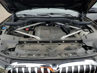2022 BMW X7 xDrive40i z VIN 5UXCW2C03N9M08416, wystawiony jako Copart lot #57808645 z przebiegiem 38 424 mil mil oraz Szkoda całkowita • Salvage title. Historia ofert i sprzedaży dostępna na DreamBid. Obrazek 12.
