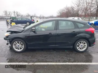 2015 Ford Focus SE с VIN 1FADP3K28FL242545, выставлен на аукционе IAAI как лот 41860182 с пробегом 175 766 миль миль и . История ставок и продаж доступна на DreamBid. Изображение 14.