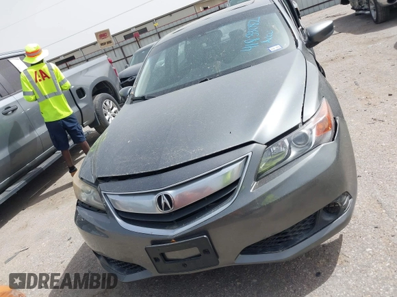 2013 Acura ILX Premium Pkg with VIN 19VDE1F57DE002233, listed as a IAAI auction lot 41833082 with 143,521 mi miles. Bid and sale history available at carsss.com. Image 12.