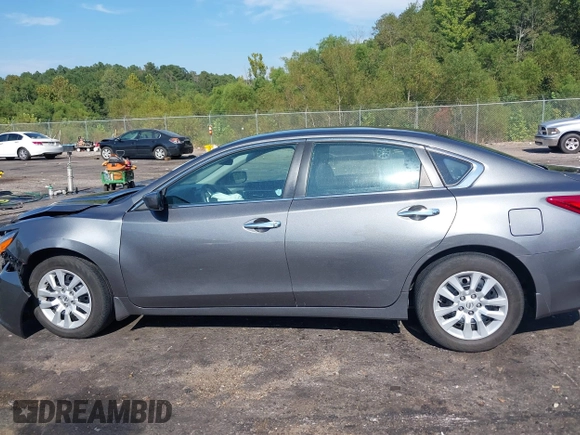 2017 Nissan Altima SV with VIN 1N4AL3AP5HC254232, listed as a IAAI auction lot 40189629 with 46,239 mi miles and . Bid and sale history available at carsss.com. Image 14.