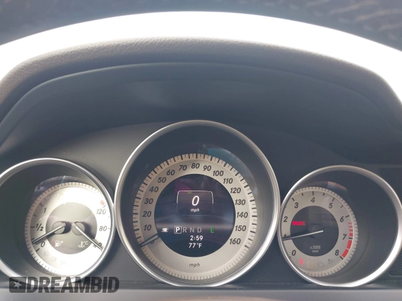 2013 Mercedes-Benz C 300 Sport z VIN WDDGF8ABXDR259100, wystawiony jako IAAI lot #41962056 z przebiegiem 102 542 mil mil oraz . Historia ofert i sprzedaży dostępna na DreamBid. Obrazek 7.