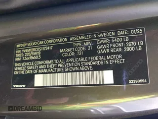 2025 Volvo XC60 Plus z VIN YV4M12RC0S1172417, wystawiony jako IAAI lot #42438854 z przebiegiem 2 853 mil mil oraz . Historia ofert i sprzedaży dostępna na DreamBid. Obrazek 9.