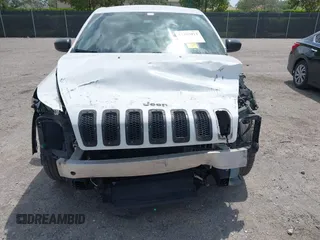 2015 Jeep Cherokee Sport with VIN 1C4PJLAB2FW566132, listed as a IAAI auction lot 42103012 with 138,016 mi miles. Bid and sale history available at carsss.com. Image 13.