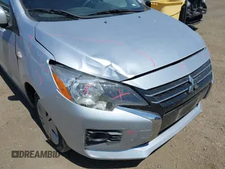 2024 Mitsubishi Mirage ES z VIN ML32AUHJ1RH025484, wystawiony jako IAAI lot #42397481 z przebiegiem 15 111 mil mil oraz . Historia ofert i sprzedaży dostępna na DreamBid. Obrazek 6.