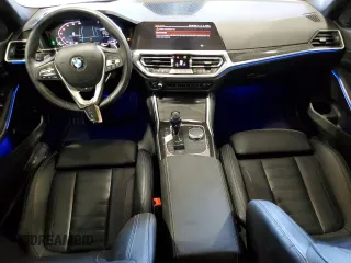 2022 BMW 3 Series 330i xDrive с VIN 3MW5R7J03N8C29897, выставлен на аукционе Copart как лот 57121585 с пробегом 29 303 миль миль и Списание • Salvage title. История ставок и продаж доступна на DreamBid. Изображение 8.