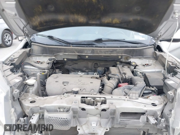 2021 Mitsubishi Outlander ES z VIN JA4APUAU1MU014152, wystawiony jako IAAI lot #41689335 z przebiegiem 112 374 mil mil oraz . Historia ofert i sprzedaży dostępna na DreamBid. Obrazek 10.