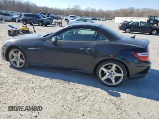 2014 Mercedes-Benz SLK 250 z VIN WDDPK4HA1EF083011, wystawiony jako Copart lot #43931645 z przebiegiem 102 146 mil mil oraz Szkoda całkowita • Salvage title. Historia ofert i sprzedaży dostępna na DreamBid. Obrazek 2.