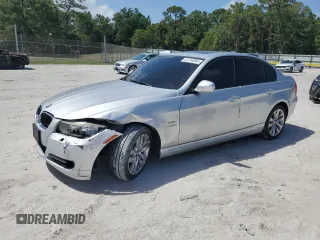 2009 BMW 3 Series 335i xDrive z VIN WBAPL33569A405184, wystawiony jako Copart lot #51734885 z przebiegiem 129 826 mil mil oraz Szkoda całkowita • Salvage title. Historia ofert i sprzedaży dostępna na DreamBid. Obrazek 1.