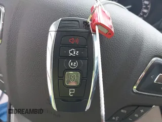 2017 Lincoln MKC Premiere z VIN 5LMCJ1C99HUL69530, wystawiony jako IAAI lot #42278151 z przebiegiem 45 809 mil mil oraz . Historia ofert i sprzedaży dostępna na DreamBid. Obrazek 11.