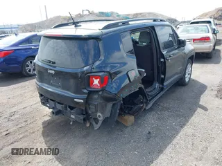 2015 Jeep Renegade Latitude with VIN ZACCJBBT0FPB73676, listed as a IAAI auction lot 42032879 with 121,953 mi miles. Bid and sale history available at carsss.com. Image 4.