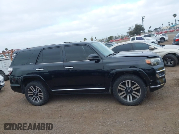 2018 Toyota 4Runner SR5 with VIN JTEBU5JR5J5599114, listed as a IAAI auction lot 42086700 with 111,376 mi miles and . Bid and sale history available at DreamBid. Image 14.