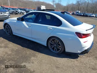 2020 BMW 3 Series M340i z VIN WBA5U7C02LA234487, wystawiony jako IAAI lot #41816831 z przebiegiem 27 562 mil mil oraz . Historia ofert i sprzedaży dostępna na DreamBid. Obrazek 3.