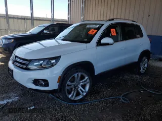2016 Volkswagen Tiguan S with VIN WVGBV7AX4GW600148, listed as a Copart auction lot 48998855 with 111,480 mi miles and Clean Title. Bid and sale history available at DreamBid. Image 1.