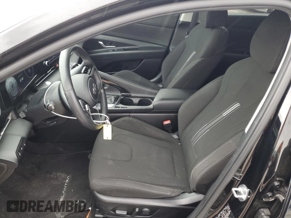 2022 Hyundai Elantra SEL z VIN KMHLN4AG7NU245746, wystawiony jako Copart lot #48896585 z przebiegiem 35 758 mil mil oraz Szkoda całkowita • Salvage title. Historia ofert i sprzedaży dostępna na DreamBid. Obrazek 7.