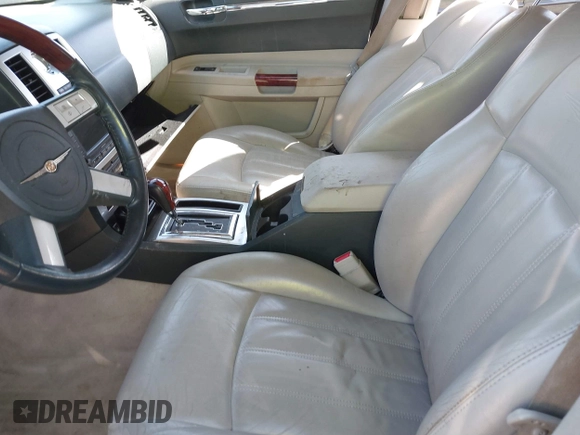 2005 Chrysler 300 with VIN 2C3AA63H75H170384, listed as a IAAI auction lot 41812822 with 1 mi miles. Bid and sale history available at carsss.com. Image 5.