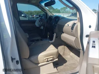 2012 Nissan Pathfinder SV with VIN 5N1AR1NN1CC616194, listed as a IAAI auction lot 40821219 with 104,698 mi miles. Bid and sale history available at carsss.com. Image 5.