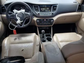 2016 Hyundai Tucson Limited z VIN KM8J33A25GU140802, wystawiony jako Copart lot #56249745 z przebiegiem 86 976 mil mil oraz Szkoda całkowita • Salvage title. Historia ofert i sprzedaży dostępna na DreamBid. Obrazek 8.