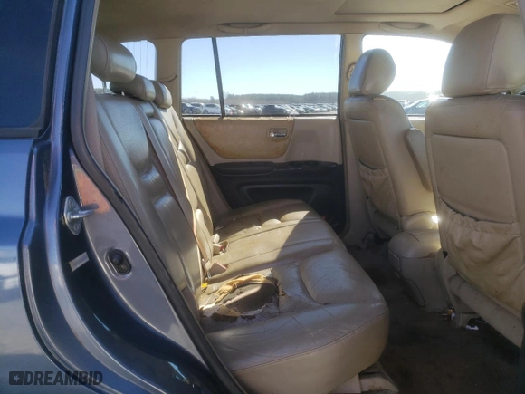 2002 Toyota Highlander with VIN JTEGF21A020042361, listed as a Copart auction lot 45173195 with 272,023 mi miles and Salvage Title. Bid and sale history available at carsss.com. Image 11.