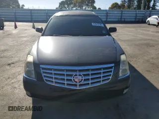 2006 Cadillac DTS Professional z VIN 1GEEH96Y26U550387, wystawiony jako Copart lot #47643785 z przebiegiem 225 562 mil mil oraz Tytuł czysty. Historia ofert i sprzedaży dostępna na DreamBid. Obrazek 5.