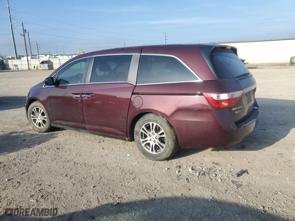 2013 Honda Odyssey EX with VIN 5FNRL5H44DB063046, listed as a Copart auction lot 41371455 with 309,518 mi miles and Salvage Title. Bid and sale history available at carsss.com. Image 2.