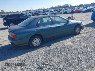 1997 Honda Accord Value with VIN 1HGCD5680VA148728, listed as a IAAI auction lot 41011149 with 198,773 mi miles and . Bid and sale history available at carsss.com. Image 4.