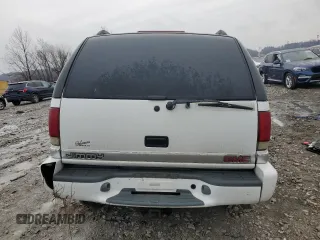 2000 GMC Jimmy Diamond Edition Luxury with VIN 1GKDT13W2Y2117114, listed as a Copart auction lot 85949424 with 0 mi miles and Salvage Title. Bid and sale history available at carsss.com. Image 6.