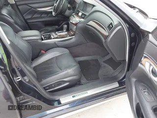 2017 Infiniti Q70 3.7 with VIN JN1BY1PR0HM210469, listed as a IAAI auction lot 42149004 with 105,840 mi miles and . Bid and sale history available at DreamBid. Image 5.