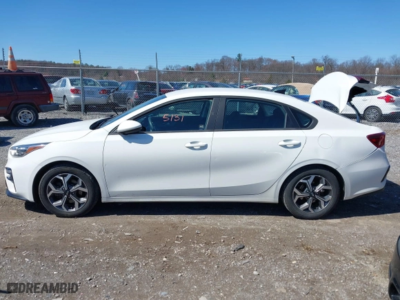 2021 Kia Forte LXS with VIN 3KPF24AD5ME410013, listed as a IAAI auction lot 41855131 with 60,960 mi miles. Bid and sale history available at carsss.com. Image 14.
