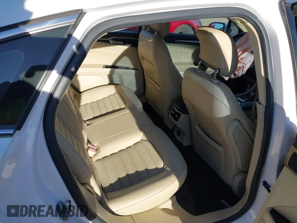 2014 Ford Fusion SE with VIN 3FA6P0HD5ER386781, listed as a IAAI auction lot 41814103 with 62,142 mi miles. Bid and sale history available at carsss.com. Image 8.