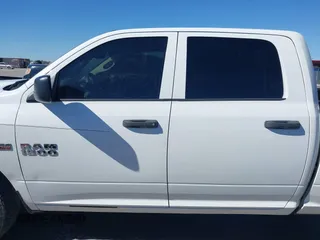 2018 Ram 1500 Express with VIN 3C6RR7KT2JG207894, listed as a IAAI auction lot 41739136 with 105,280 mi miles and . Bid and sale history available at DreamBid. Image 14.
