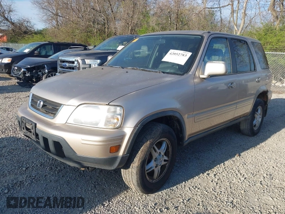2000 Honda CR-V SE with VIN JHLRD187XYS014686, listed as a IAAI auction lot 42052783 with 208,740 mi miles. Bid and sale history available at carsss.com. Image 2.