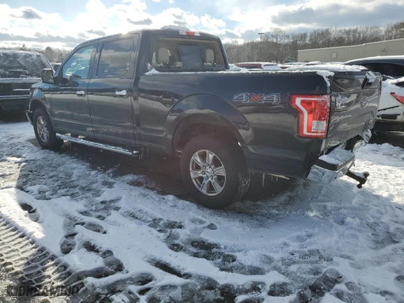 2015 Ford F-150 XLT w/HD Payload Pkg with VIN 1FTFW1EG3FFC17522, listed as a Copart auction lot 47593575 with 126,622 mi miles and Salvage Title. Bid and sale history available at carsss.com. Image 2.