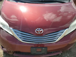2016 Toyota Sienna XLE with VIN 5TDYK3DC5GS730870, listed as a Copart auction lot 62107505 with 131,619 mi miles and Salvage title. Bid and sale history available at DreamBid. Image 11.