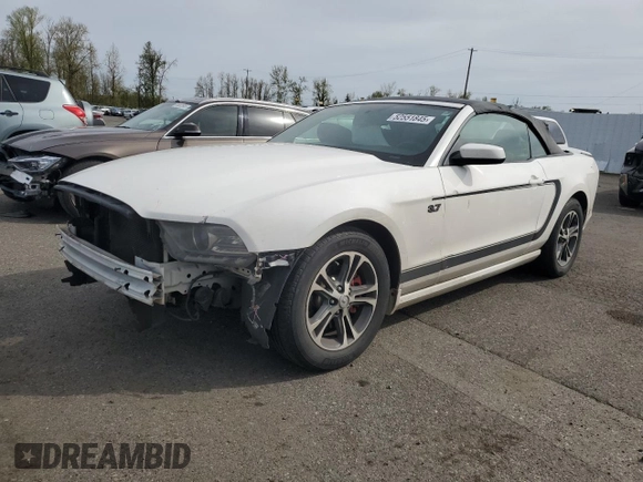 2013 Ford Mustang V6 with VIN 1ZVBP8EM6D5264800, listed as a Copart auction lot 52551845 with 185,217 mi miles and Salvage title. Bid and sale history available at DreamBid. Image 1.