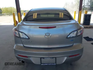 2012 Mazda Mazda3 i Touring with VIN JM1BL1V76C1595589, listed as a IAAI auction lot 42047555 with 139,427 mi miles. Bid and sale history available at carsss.com. Image 16.