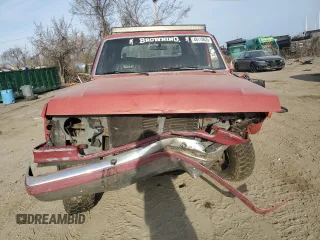1989 Ford Bronco XL with VIN 1FMEU15N6KLB03828, listed as a Copart auction lot 48118625 with 258,907 mi miles and Salvage Title. Bid and sale history available at carsss.com. Image 5.