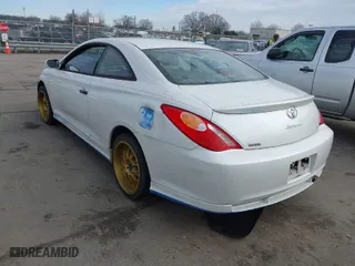 2004 Toyota Camry Solara SE with VIN 4T1CE38P54U829075, listed as a IAAI auction lot 41325373 with 150,553 mi miles. Bid and sale history available at carsss.com. Image 3.