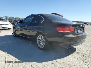 2008 BMW 3 Series 328xi z VIN WBAWV53528P079090, wystawiony jako Copart lot #76663544 z przebiegiem 167 919 mil mil oraz Szkoda całkowita • Salvage title. Historia ofert i sprzedaży dostępna na DreamBid. Obrazek 2.