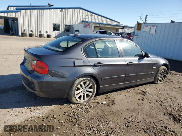 2007 BMW 3 Series 328xi with VIN WBAVC73557KP35114, listed as a Copart auction lot 51818055 with 225,165 mi miles and Salvage title. Bid and sale history available at DreamBid. Image 3.