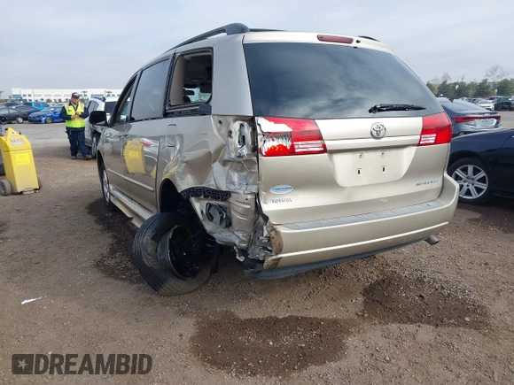 2005 Toyota Sienna CE z VIN 5TDZA23C75S312147, wystawiony jako IAAI lot #41513436 z przebiegiem 87 473 mil mil oraz . Historia ofert i sprzedaży dostępna na DreamBid. Obrazek 3.