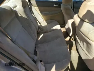 1994 Honda Accord LX with VIN 1HGCD5638RA124560, listed as a Copart auction lot 48772515 with 208,265 mi miles and Salvage Title. Bid and sale history available at carsss.com. Image 10.