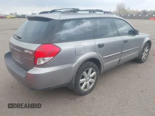 2009 Subaru Outback Special Edtn with VIN 4S4BP61C997310468, listed as a IAAI auction lot 41924780 with 289,458 mi miles. Bid and sale history available at carsss.com. Image 4.