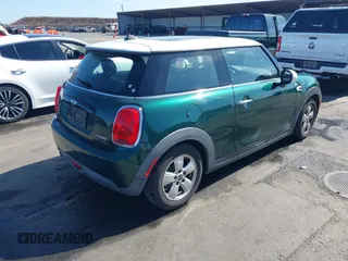2016 MINI Hardtop z VIN WMWXP5C52G2D13449, wystawiony jako IAAI lot #42337313 z przebiegiem 101 482 mil mil oraz . Historia ofert i sprzedaży dostępna na DreamBid. Obrazek 4.