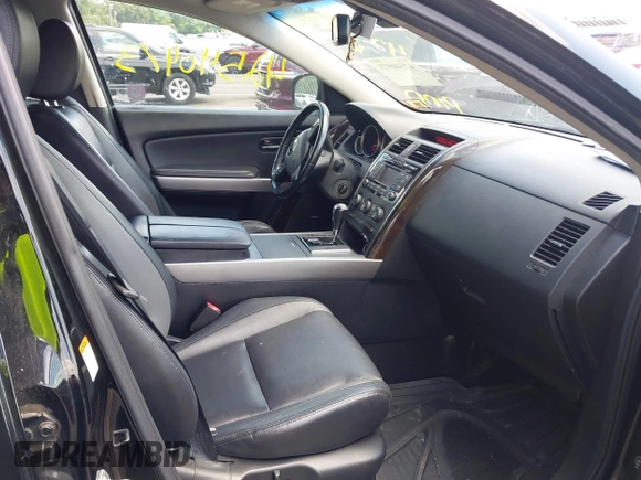 2010 Mazda CX-9 Touring z VIN JM3TB3MV1A0231285, wystawiony jako IAAI lot #42540973 z przebiegiem 138 960 mil mil oraz . Historia ofert i sprzedaży dostępna na DreamBid. Obrazek 5.