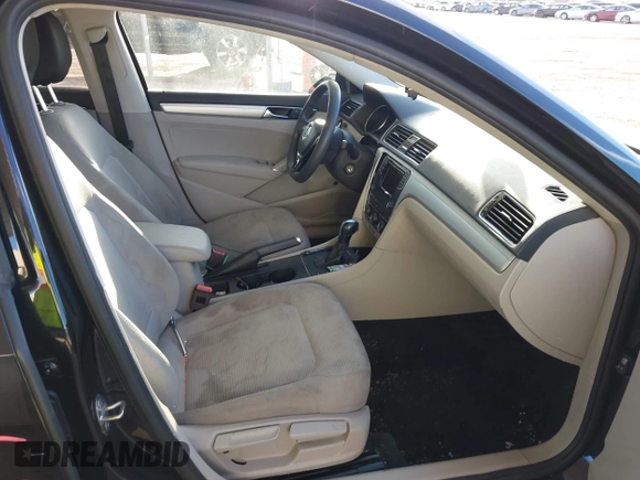 2018 Volkswagen Passat 2.0T S with VIN 1VWAA7A3XJC024371, listed as a IAAI auction lot 41399898 with 78,204 mi miles. Bid and sale history available at carsss.com. Image 5.