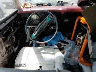 1972 Ford Mustang z VIN 2F03F225250, wystawiony jako Copart lot #56680804 z przebiegiem Nie podano mil oraz Szkody całkowita. Historia ofert i sprzedaży dostępna na DreamBid. Obrazek 8.