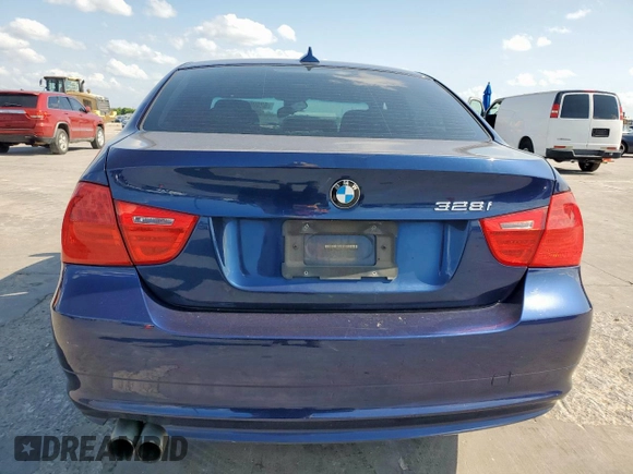 2011 BMW 3 Series 328i with VIN WBAPH7C50BE461757, listed as a Copart auction lot 62005405 with 129,851 mi miles and Salvage title. Bid and sale history available at DreamBid. Image 6.