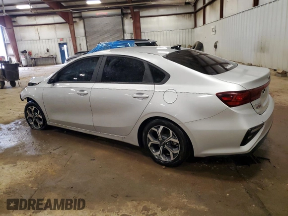 2021 Kia Forte LXS z VIN 3KPF24AD2ME345539, wystawiony jako Copart lot #55319665 z przebiegiem 102 789 mil mil oraz Nie do naprawy • Non repairable. Historia ofert i sprzedaży dostępna na DreamBid. Obrazek 2.