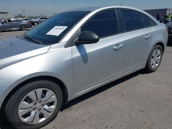 2014 Chevrolet Cruze LS with VIN 1G1PA5SGXE7359883, listed as a IAAI auction lot 41987659 with 141,485 mi miles. Bid and sale history available at carsss.com. Image 6.